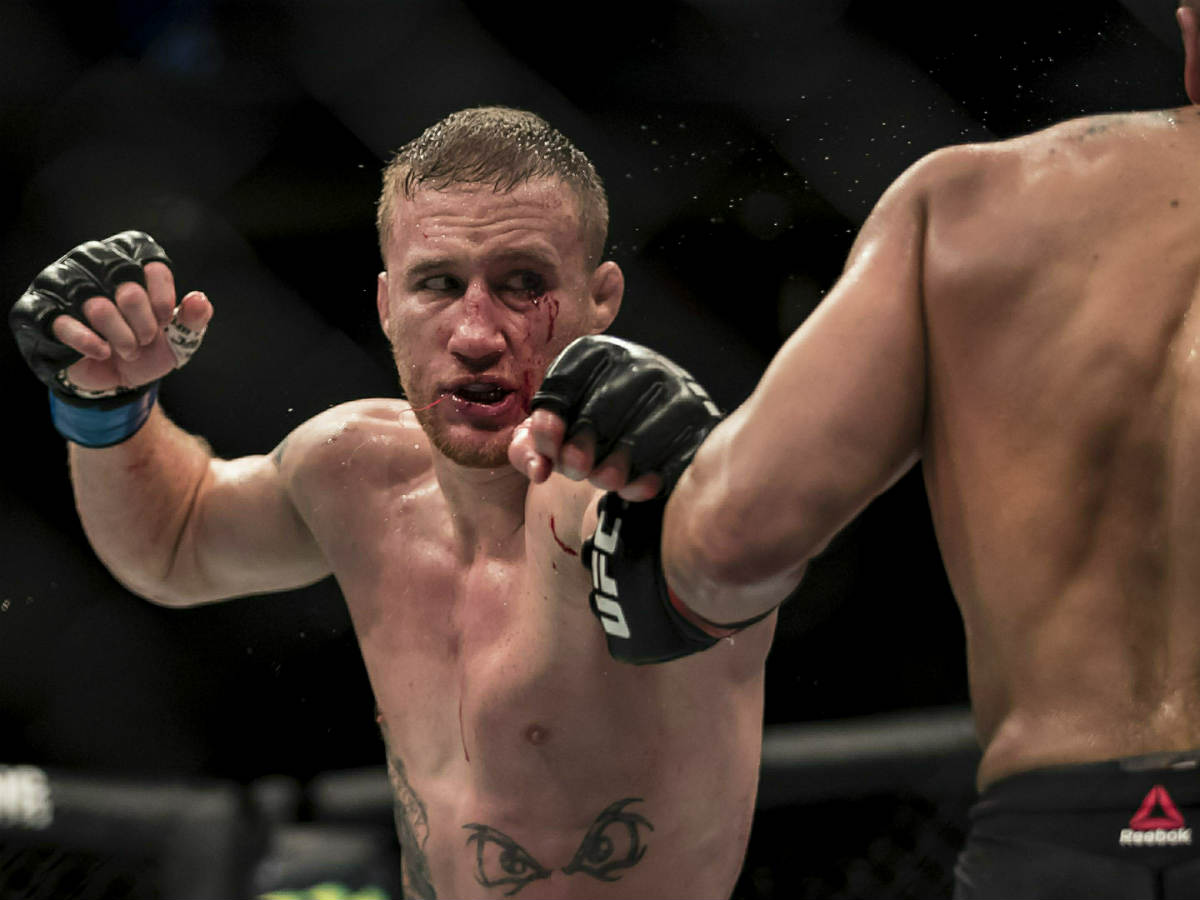 Турнир UFC 249 отменили из-за пандемии