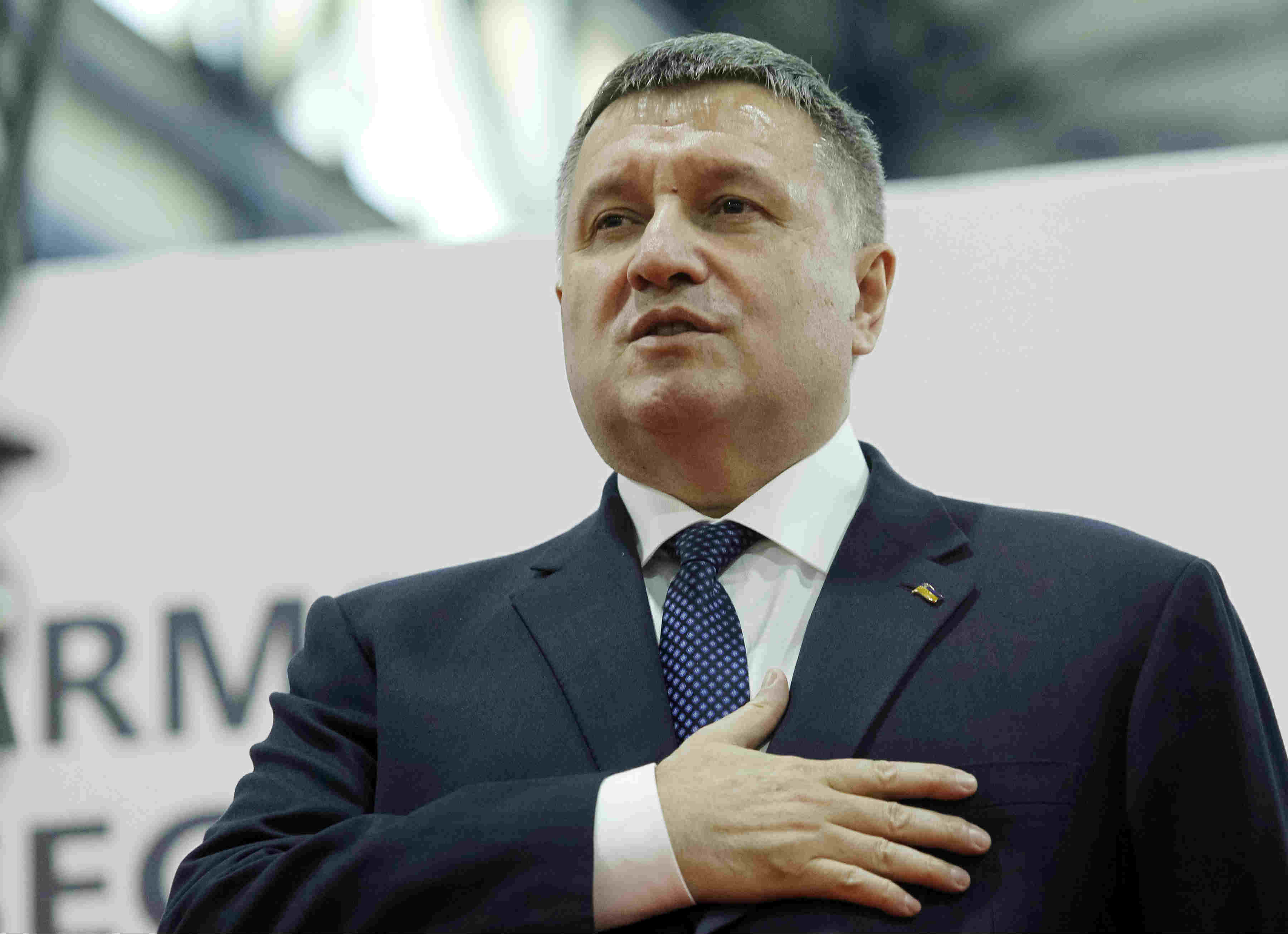 Аваков заявил, что МВД Украины больше не даст согласия на эвакуацию сограждан