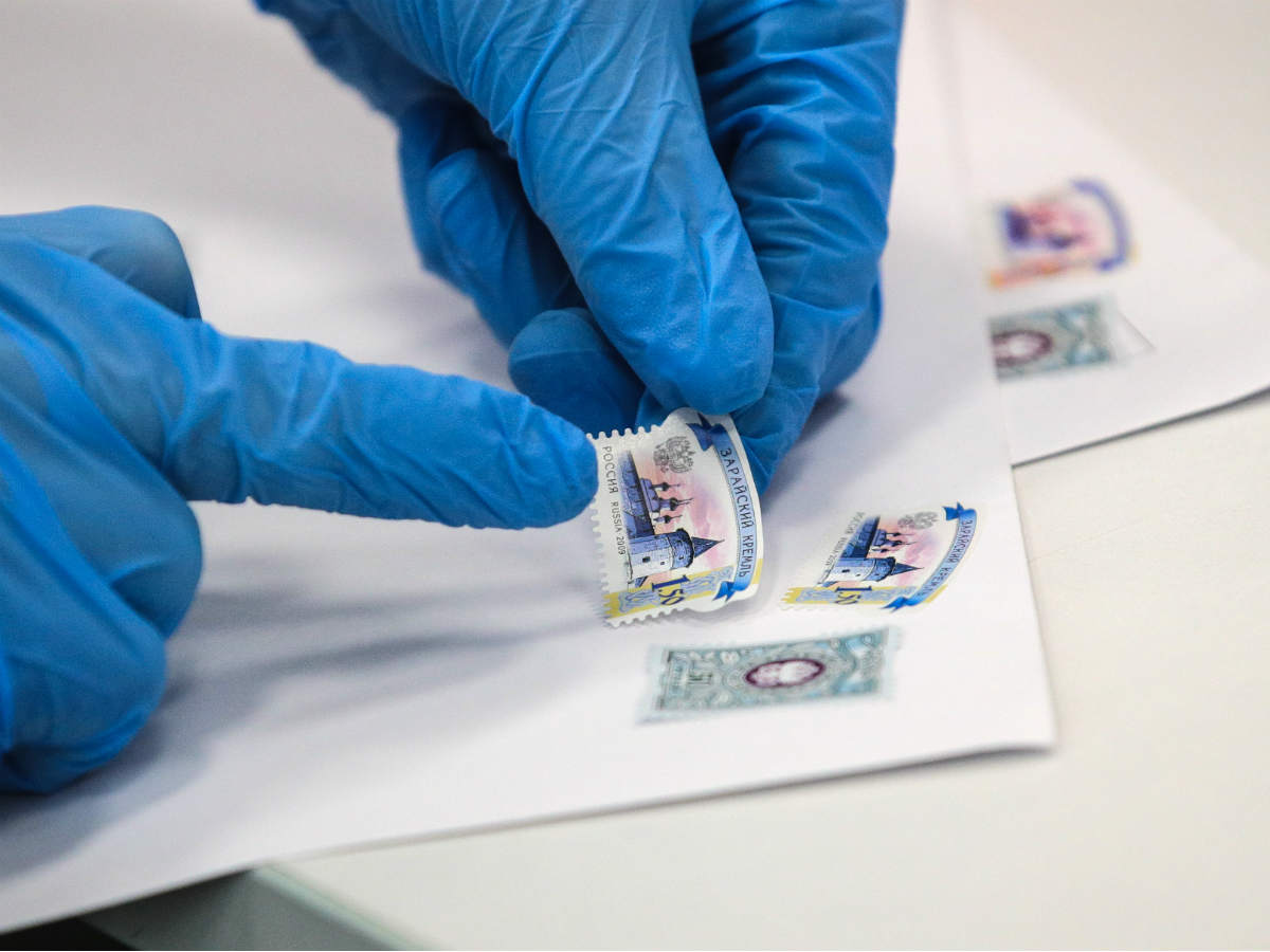 Минтранс РФ объявил о приостановке обработки писем на бумаге