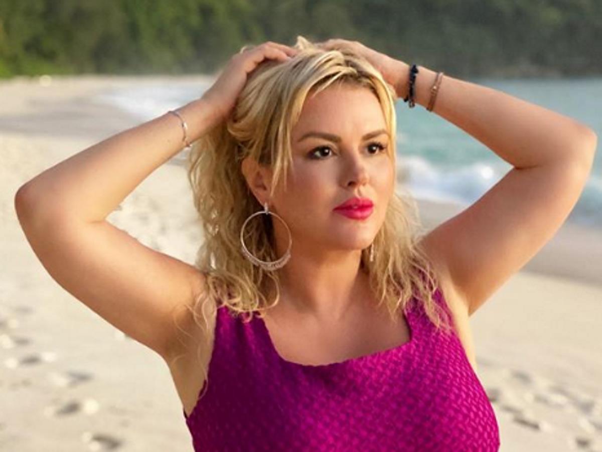 Анна Семенович показала фото своего избранника