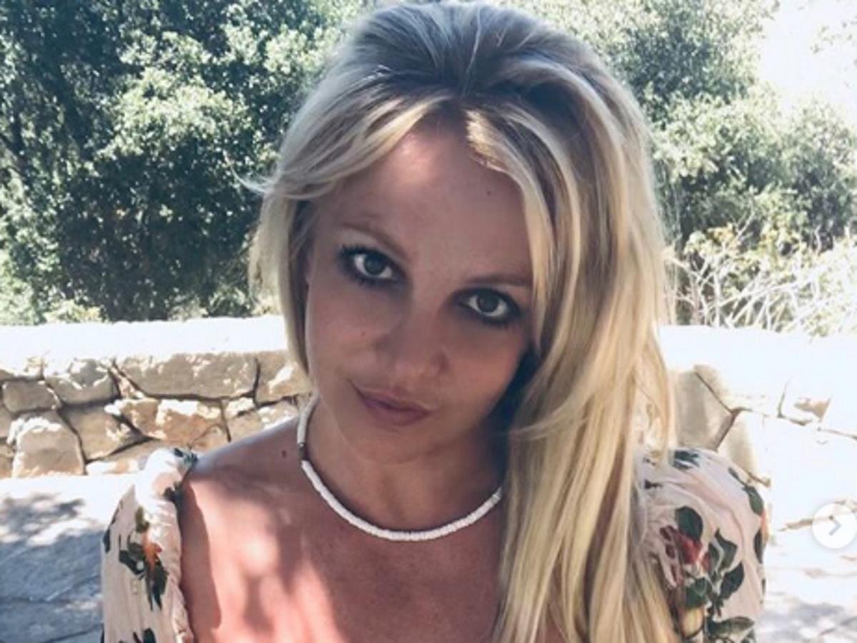 Бритни Спирс хочет сменить опекуна в суде