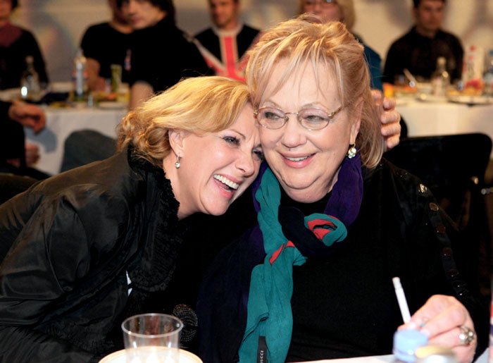 Отношения Волчек с Яковлевой прошли путь от огромной любви до горького разочарования, а потом снова стали трепетными