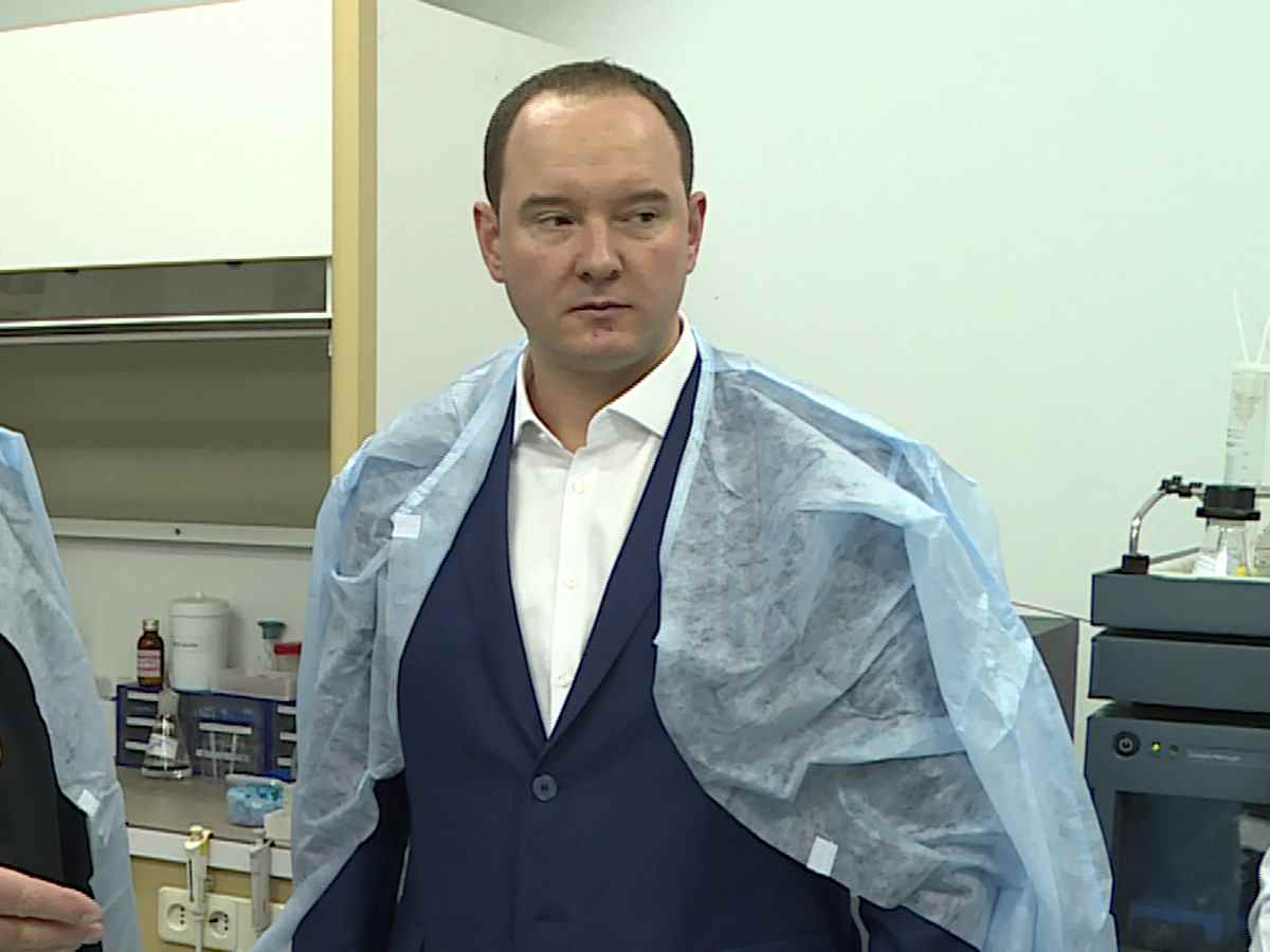 Дмитрия Натарова подозревают в совращении малолетней