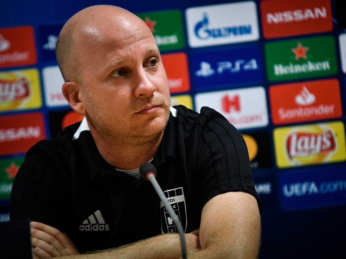 Марко Николич