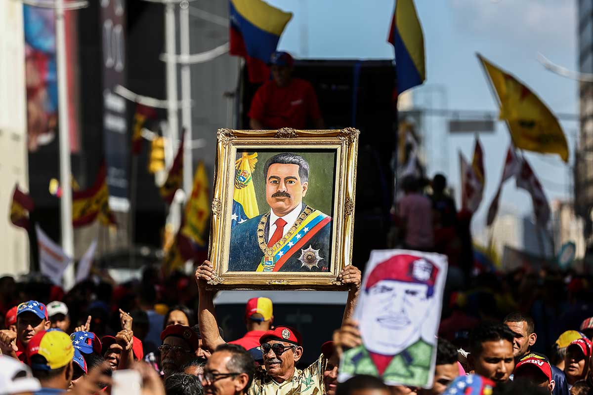 Президента Венесуэлы должно было предать ближайшее окружение, и они это еще сделают