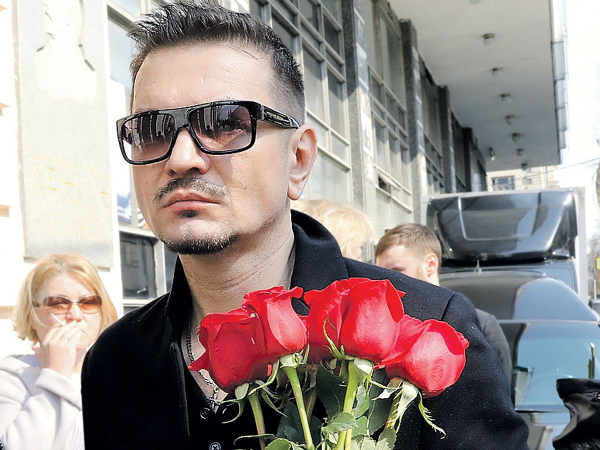 Сердюков тоскует по любимой Ирочке Сердюков тоскует по любимой Ирочке