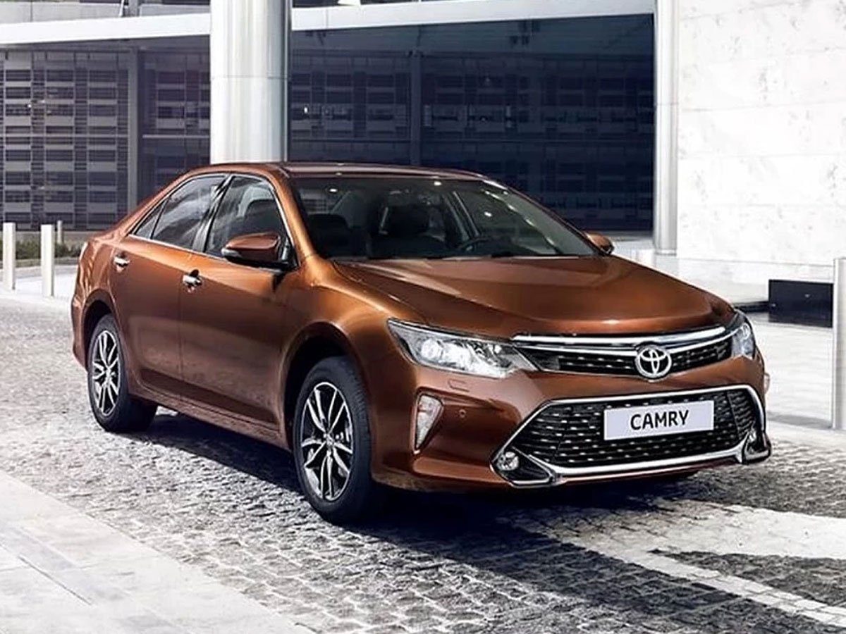 Чиновники Евпатории побалуют себя иномарками за счет бюджета