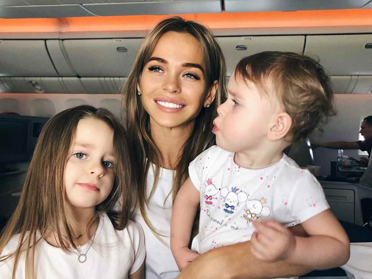 Анна Хилькевич показала, как посадила дочь в клетку