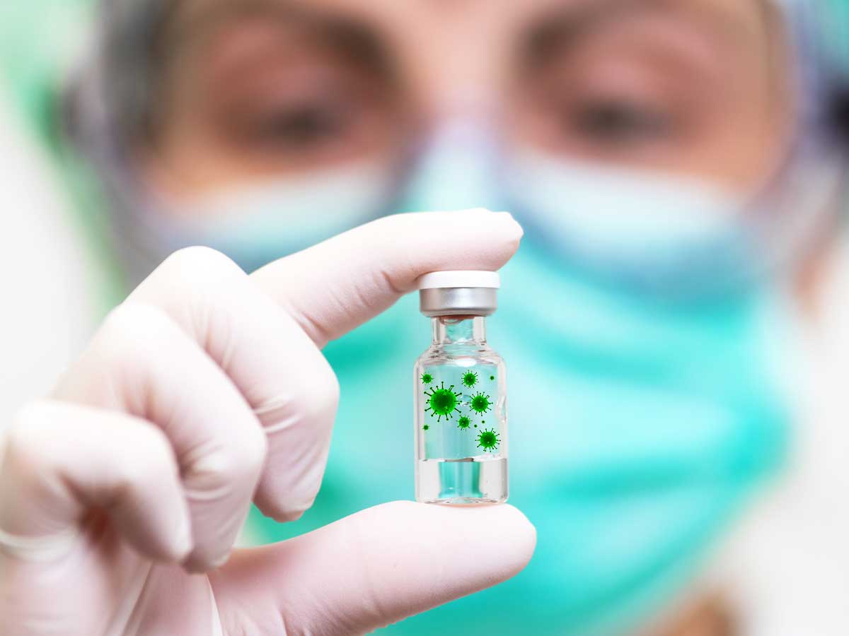 В США заявили об успешном испытании на людях вакцины от коронавируса