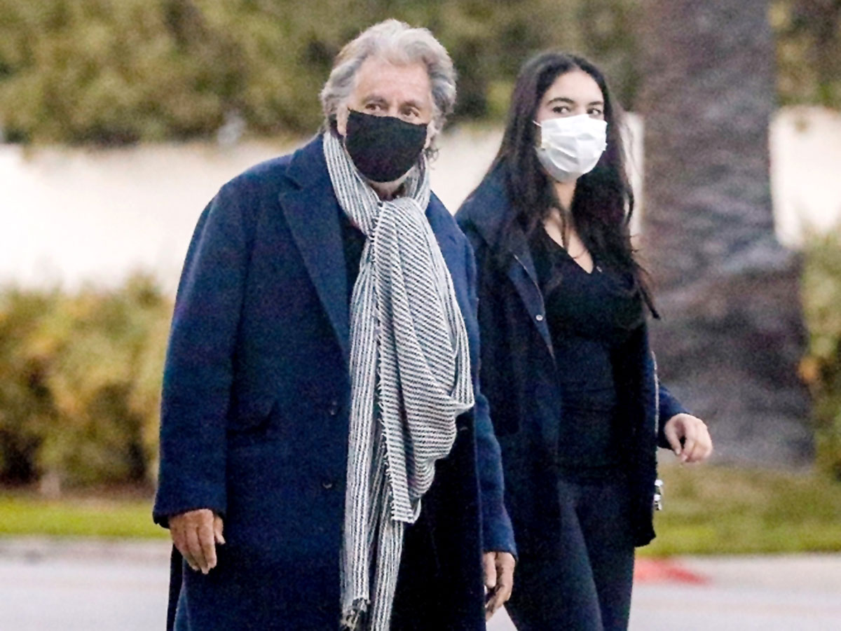 Аль Пачино с юной спутницей