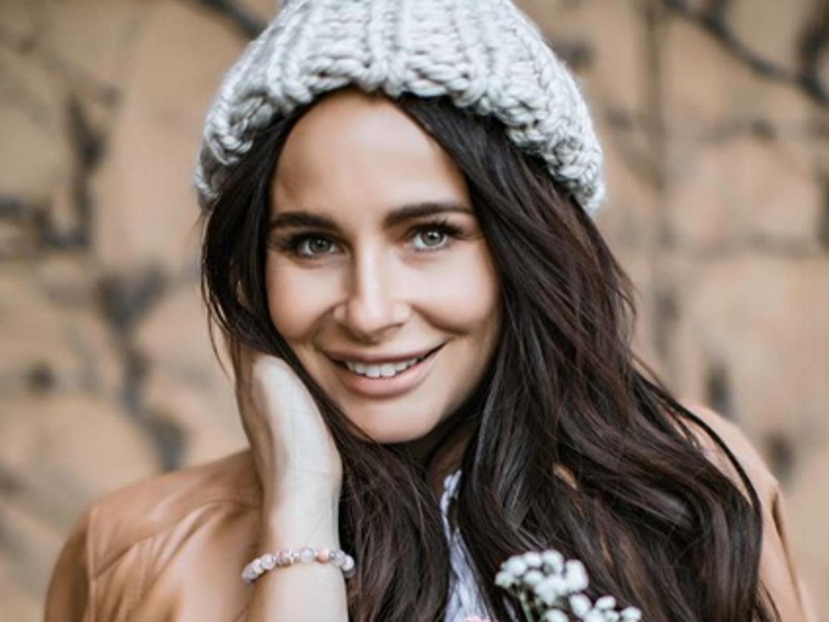 Как зовут сына Саши Зверевой?