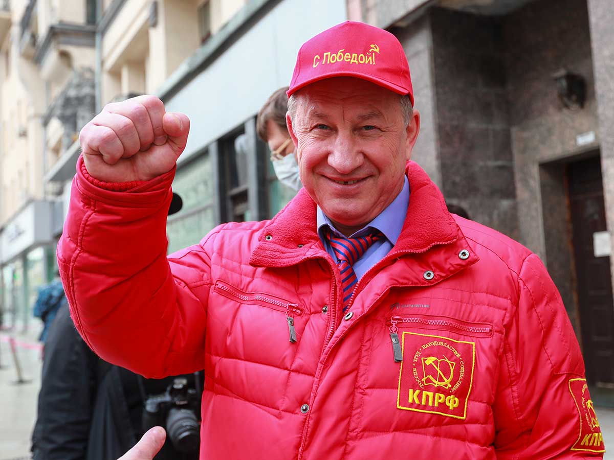 Валерий Рашкин В Москве полиция предотвратила заражение депутатов от КПРФ
