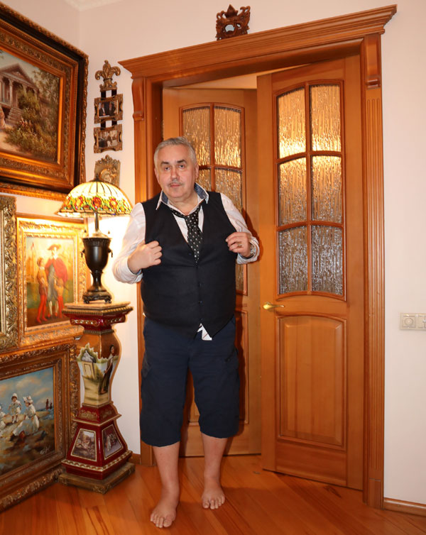 Станислав Садальский у себя дома