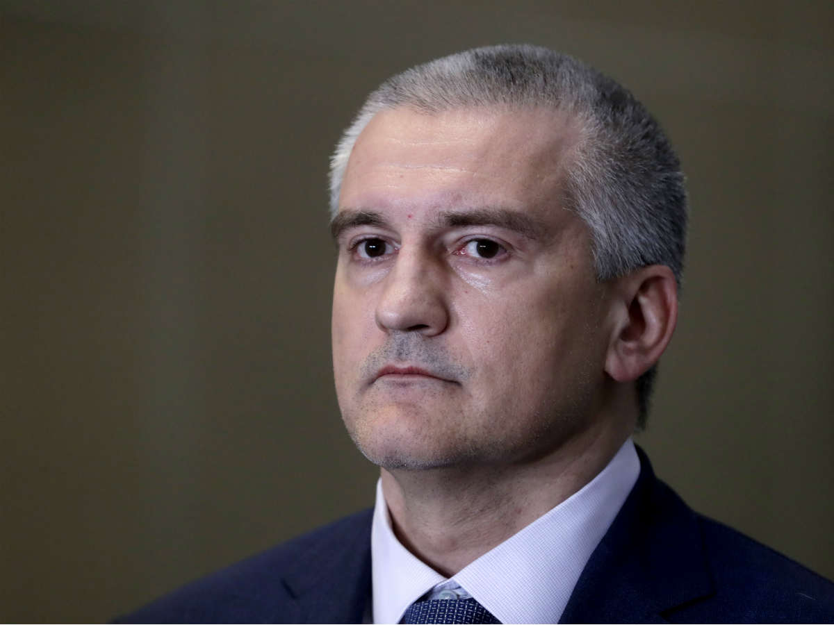 Аксенов назвал требования Роспотребнадзора для курортов невыполнимыми