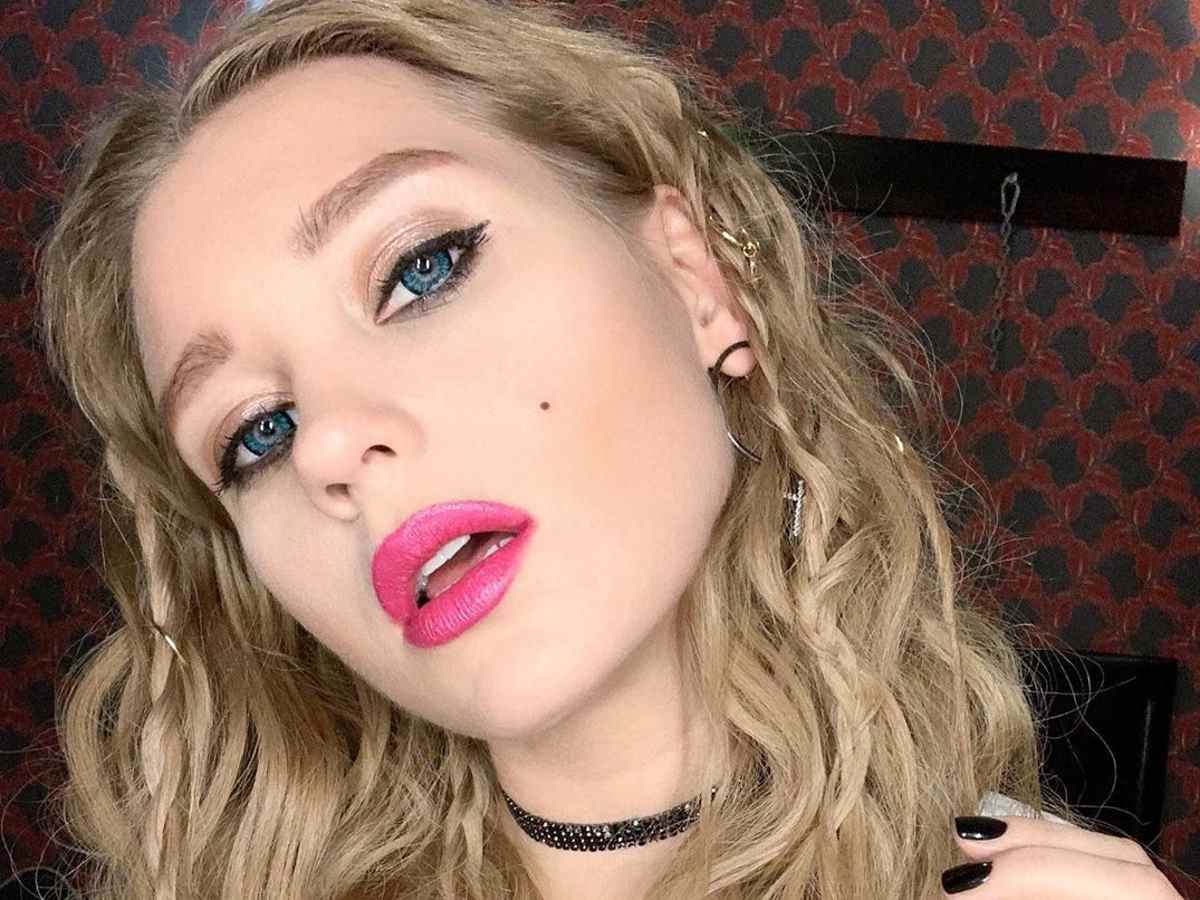 Кристина Асмус вновь появится в порно-сцене в сериале "Текст. Реальность"