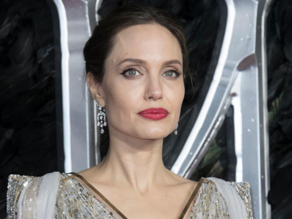 Как выглядит сейчас Анджелина Джоли