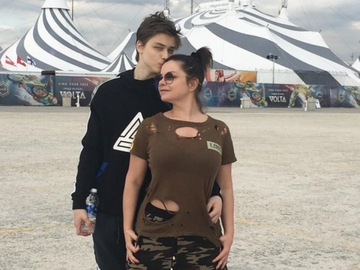 Сын Наташи Королевой надел шубу и произвел фурор