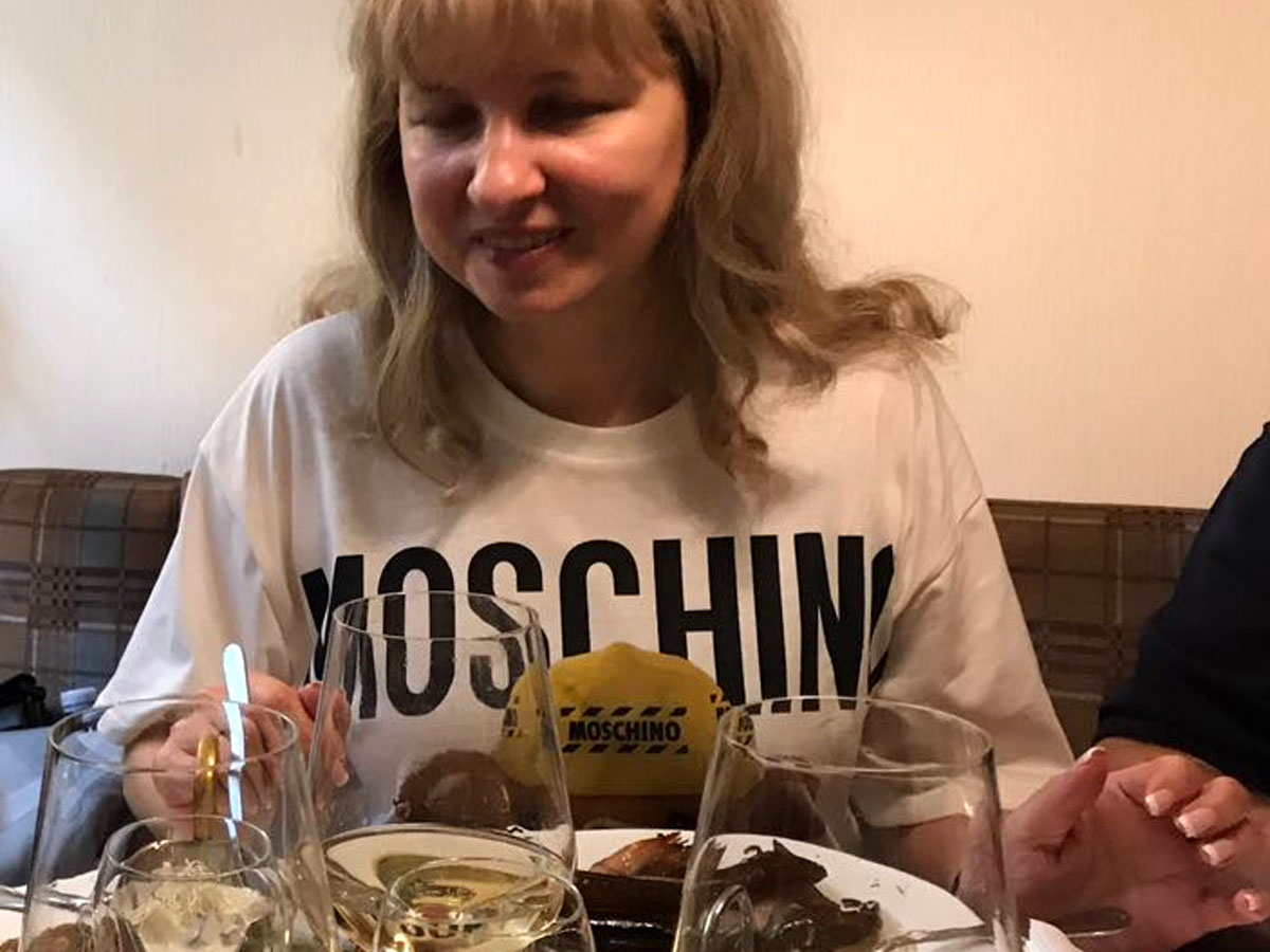 Ирина Юрьевна Филиппова любит хорошо выпить в тесной компании своих мужчин