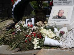 Дмитрий Певцов тайно похоронил свою мать