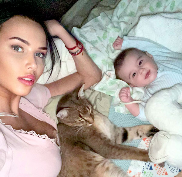 Настя с любимыми мальчиками: Салемом и Ратмиром