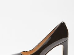 Туфли, Guess, 5495 рублей.