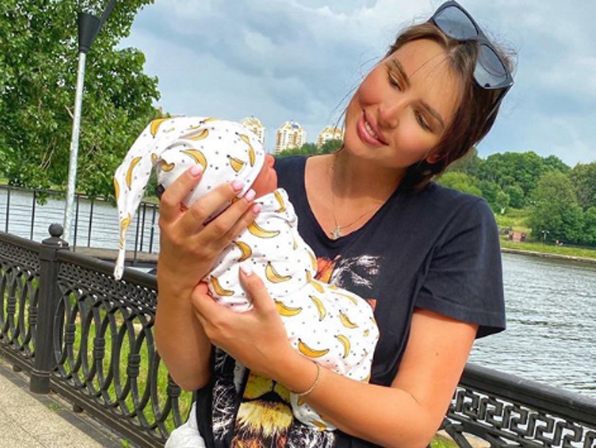 Элла Суханова