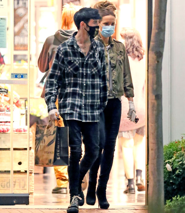 Пара вместе с апреля. Кейт призналась, что в Гуди ценит мужественность, ум и креативность