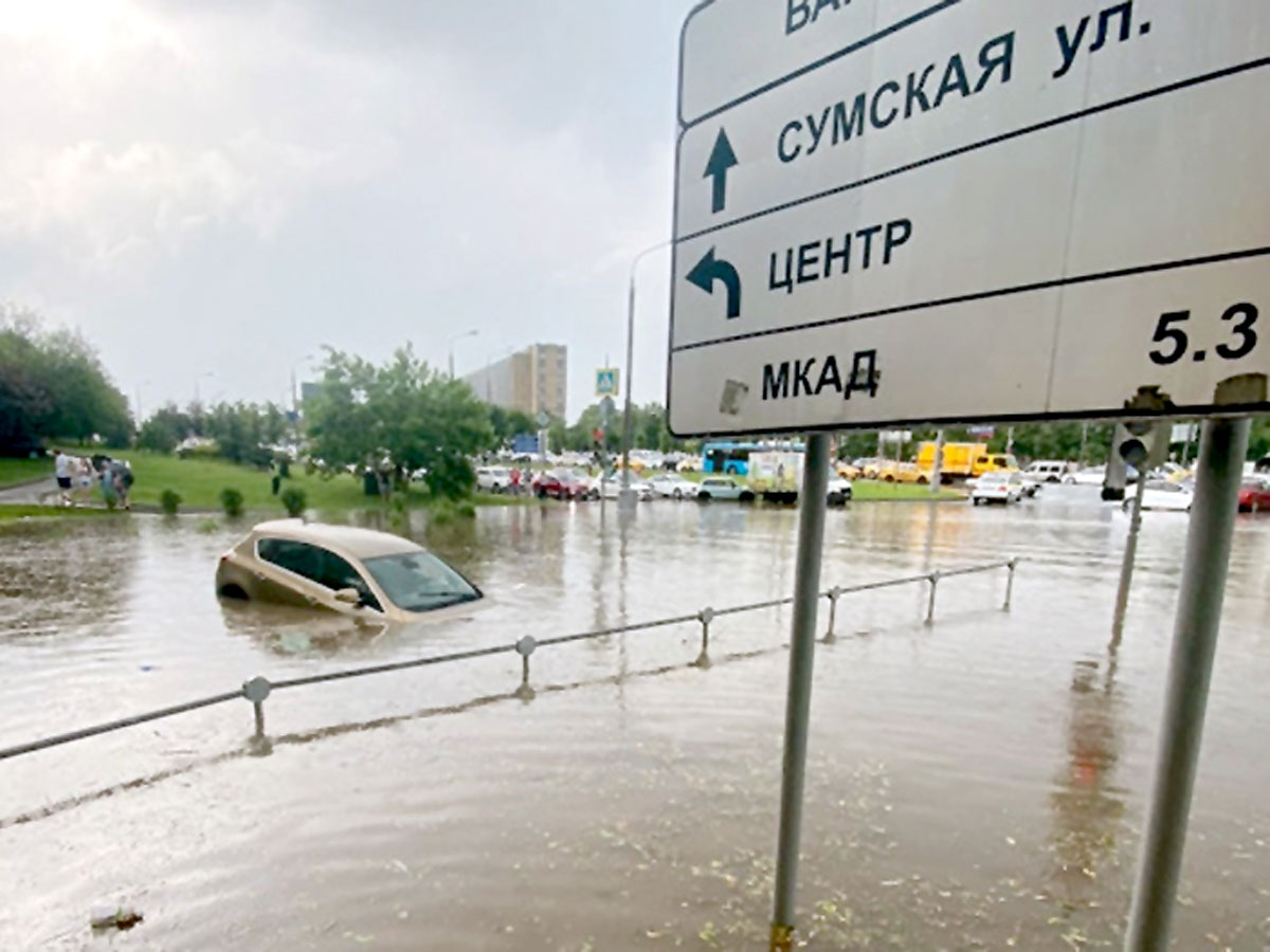 Получить компенсацию более реально, если машину затопило на парковке