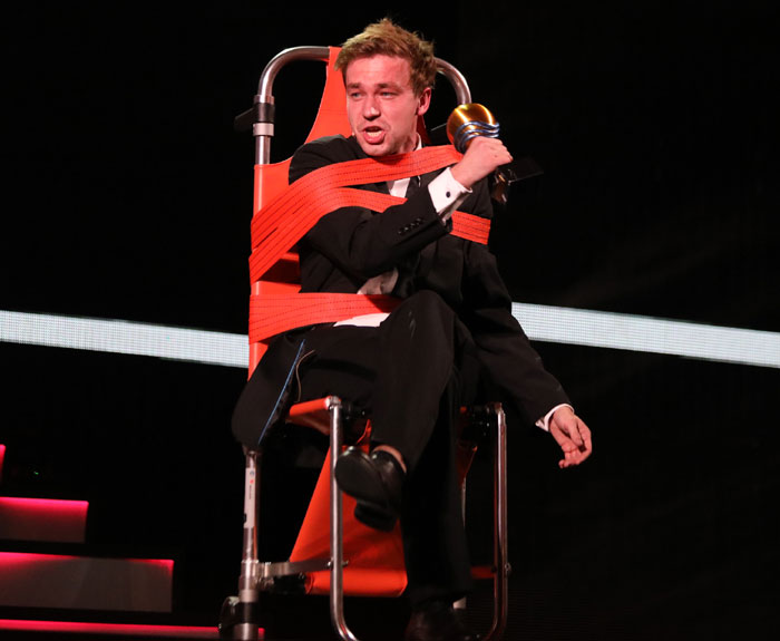 Александр Петров