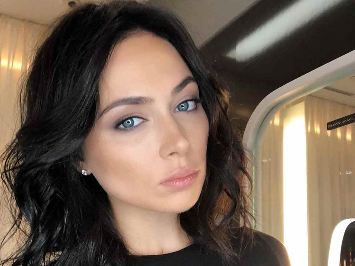 Настасья Самбурская Настасья Самбурская описала идеального мужчину