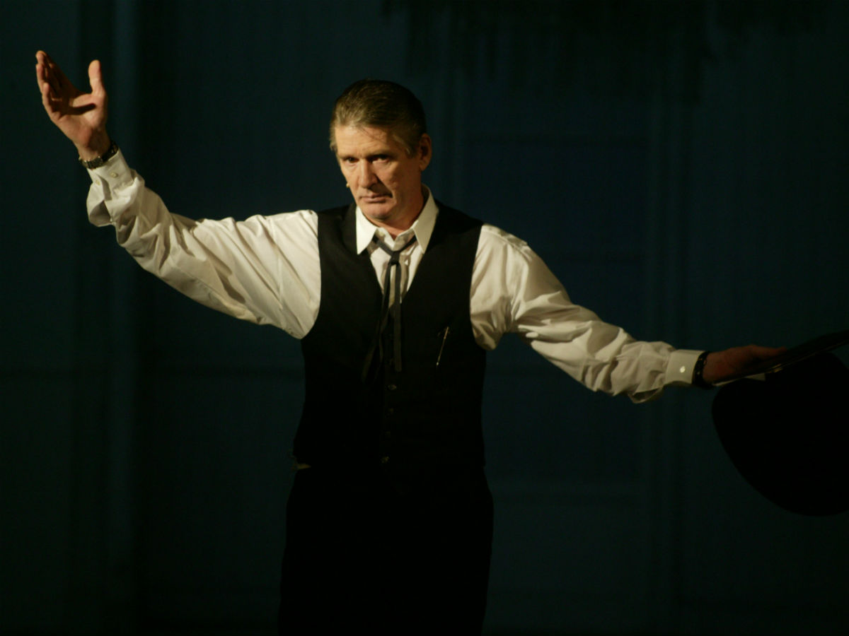 Александр Абдулов