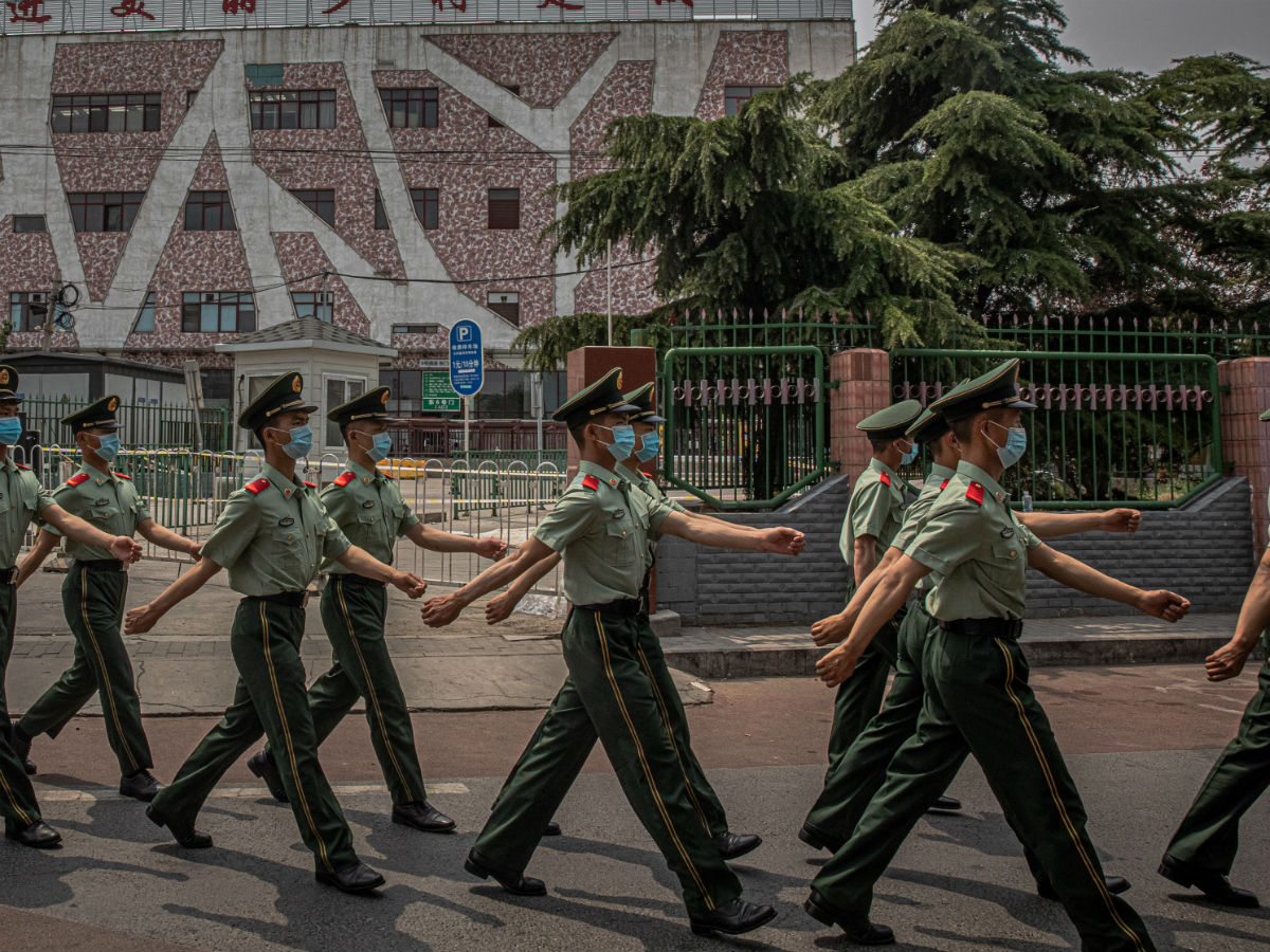 В Китае закрыли генеральное консульство США