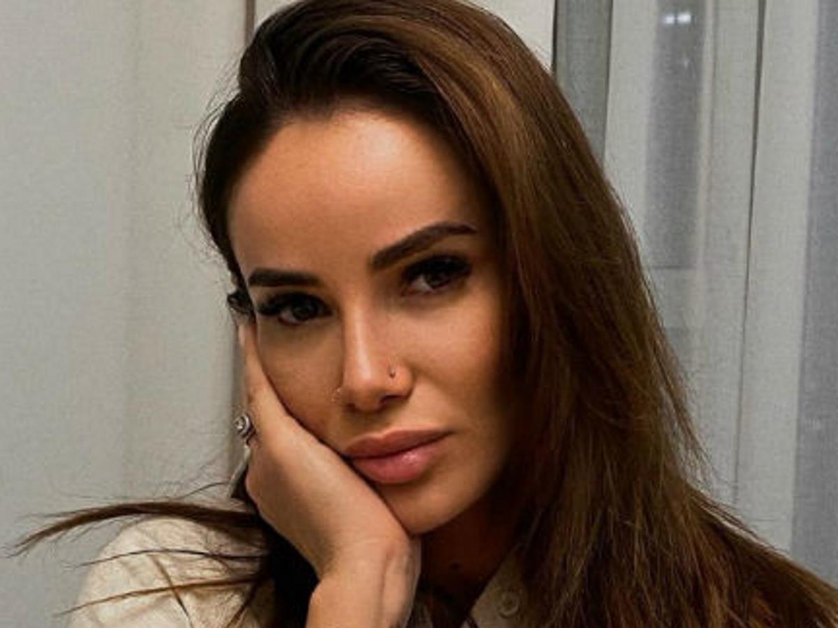 Айза Анохина