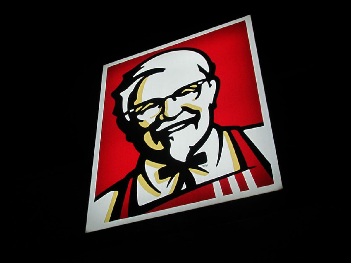 KFC убрали слоган «Пальчики оближешь»
