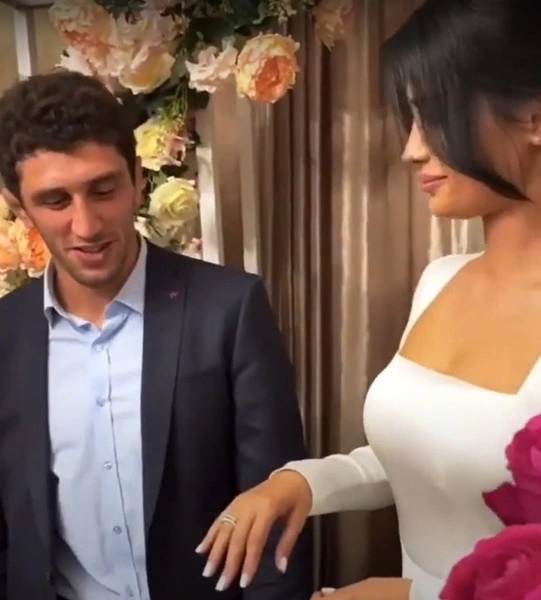 Заурбек Сидаков и не подозревал, что его свадьба закончится скандалом