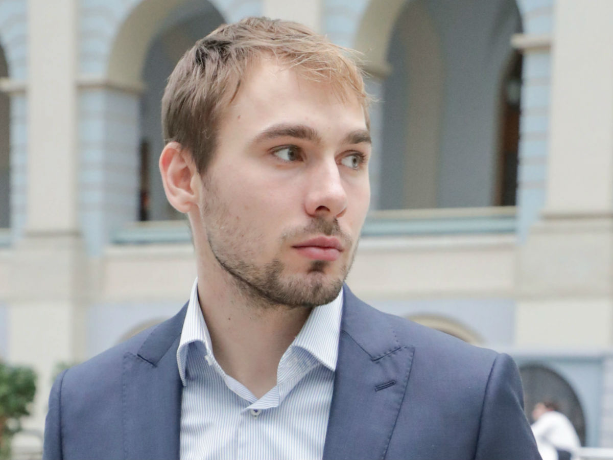 Антон Шипулин