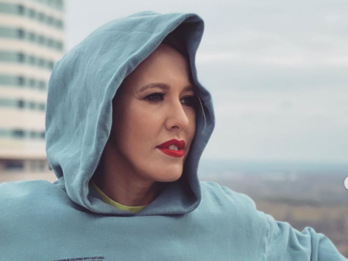 Фото Ксении Собчак в кукольном платье