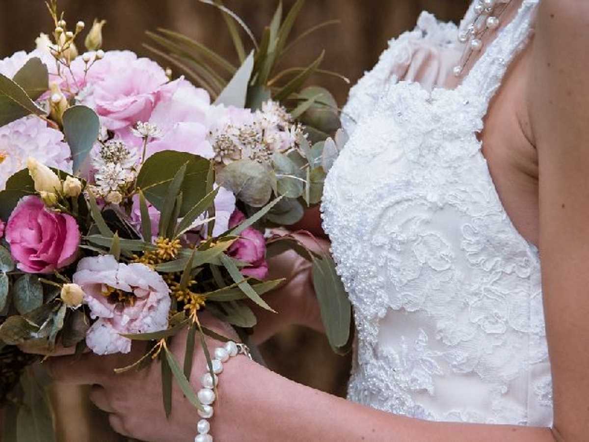 Невест умерла в день своей свадьбы из-за нервов