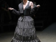 ПОЛИНА ВИТОРГАН В СПЕКТАКЛЕ «ЛЕКАРЬ ПОНЕВОЛЕ»