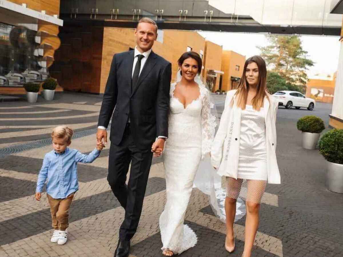 Анна Седокова назвала причину скорой свадьбы с Янисом Тиммой