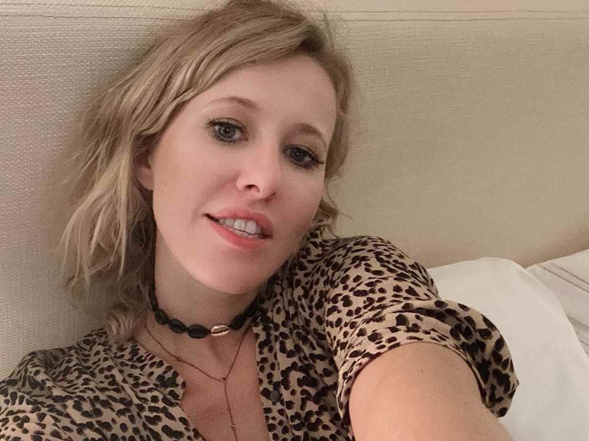 Ксения Собчак показала свой номер в гостинице в Сочи