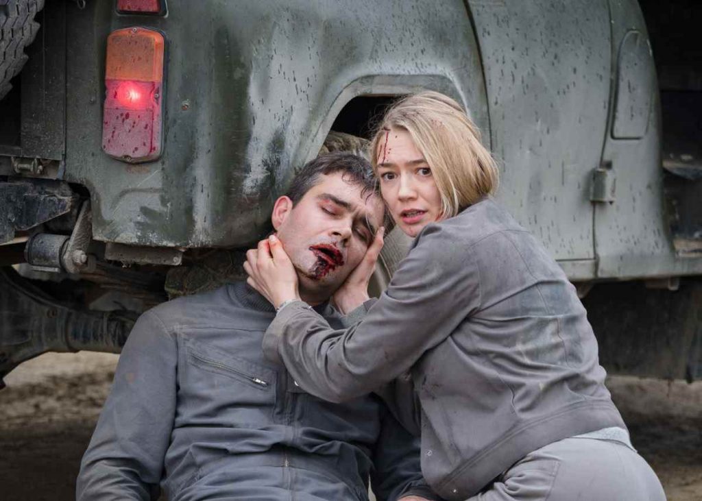 Оксана Акиньшина и Петр Федоров сыграли главные роли в фильме "Спутник"