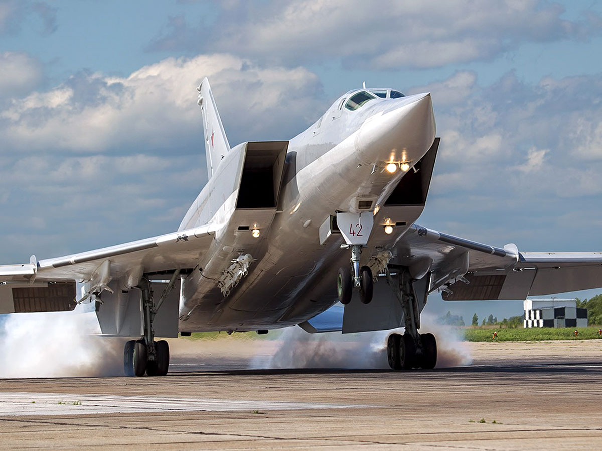 Белый голубь мира Ту-22 М3 Белый голубь мира Ту-22 М3
