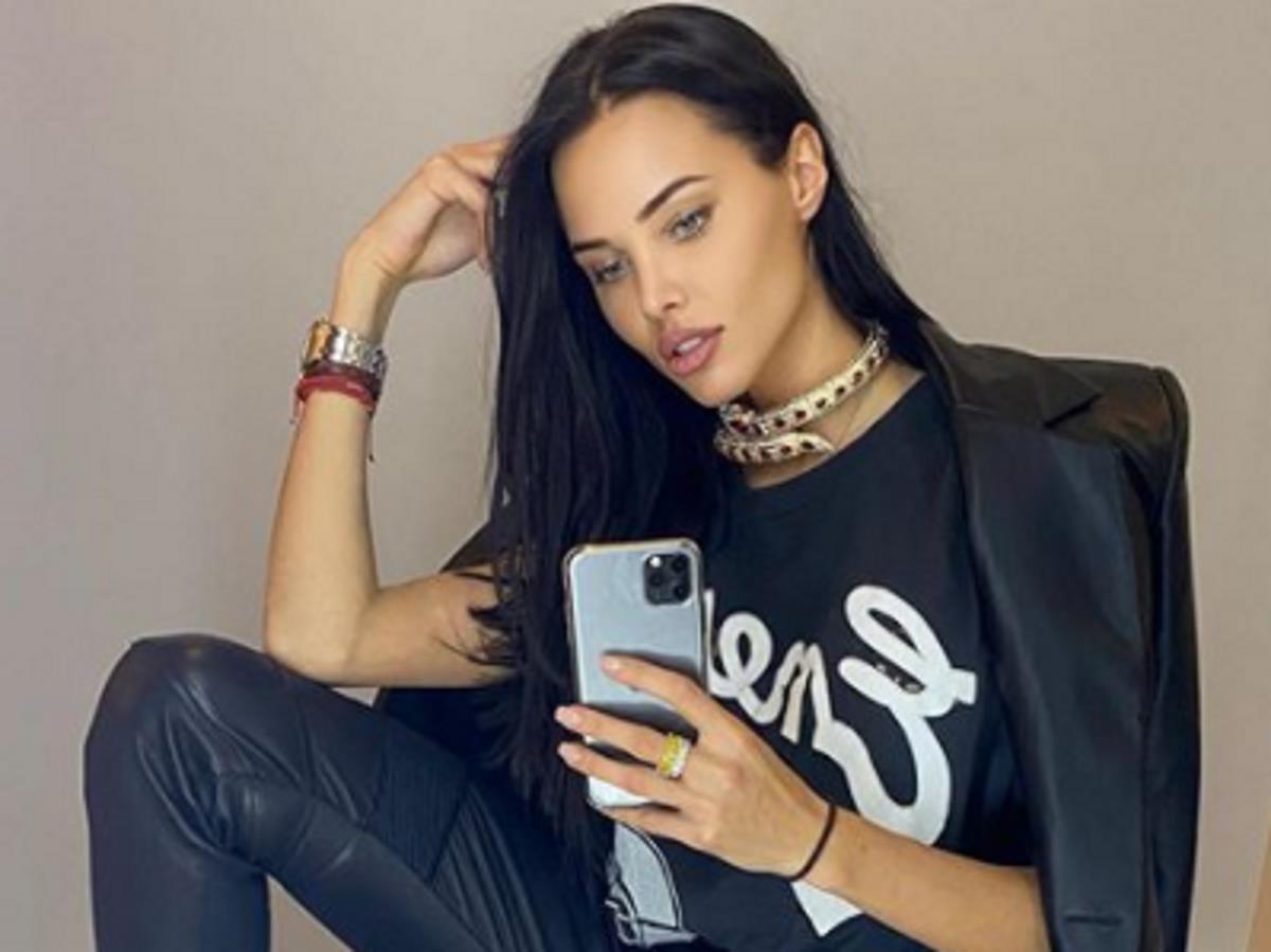 Анастасия Решетова увезла сына на отдых