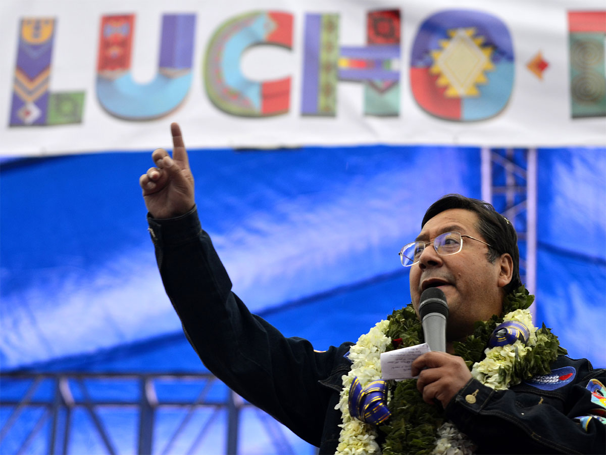 Луис Арсе до прихода в политику работал экономистом в местном Центробанке, где и возненавидел капитализм