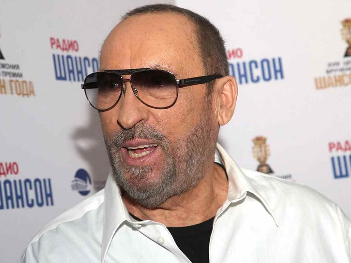 Звезды почтили память умершего Александра Кальянова