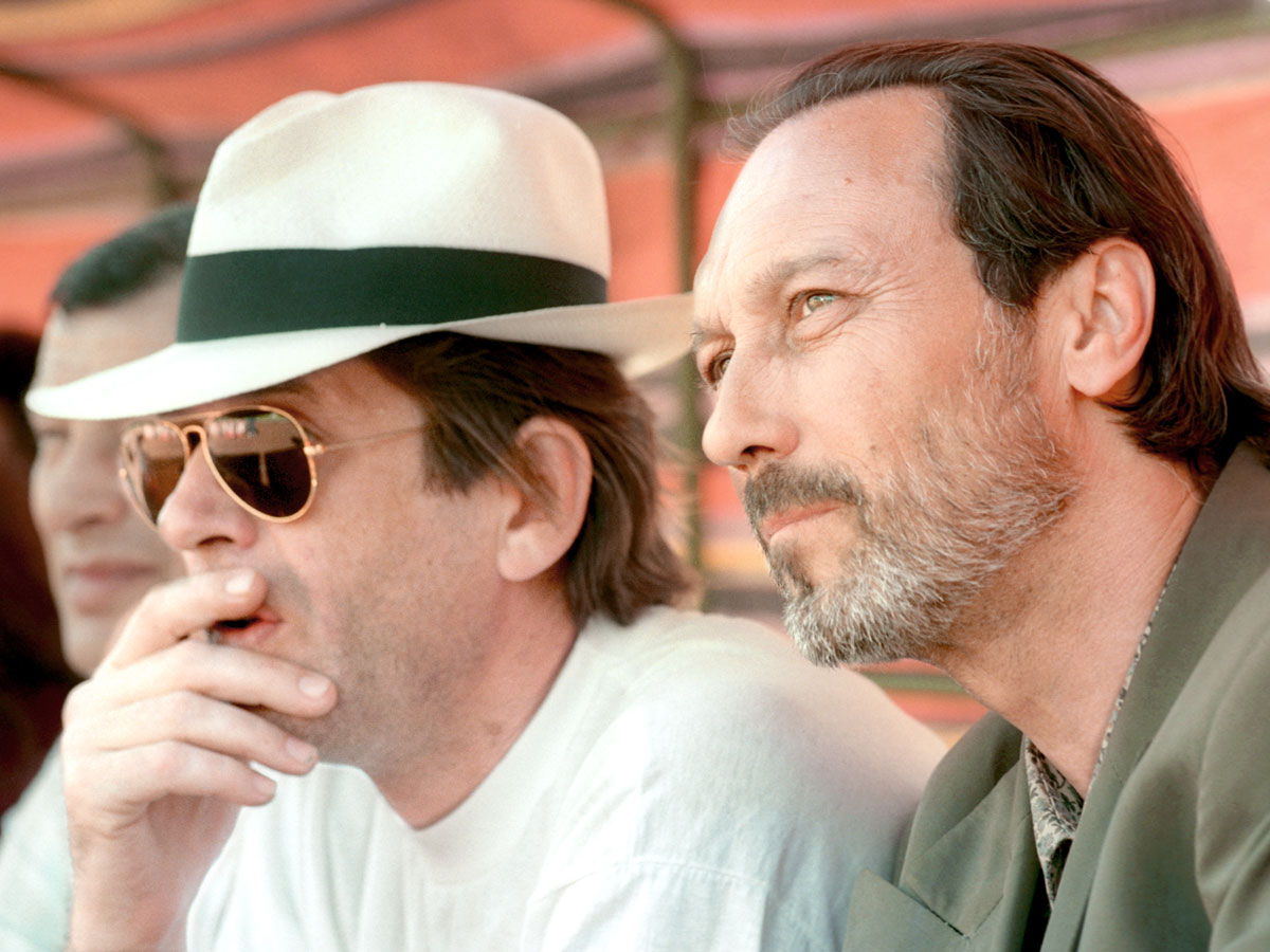 Янковский и Абдулов сердцем любили одних женщин, разумом других, телом третьих, а женились на четвертых