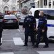 В Париже полиция задержала мужчину с ножом