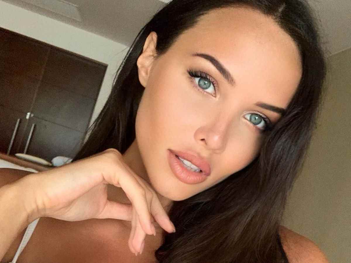 Анастасия Решетова продает свою квартиру в Москве