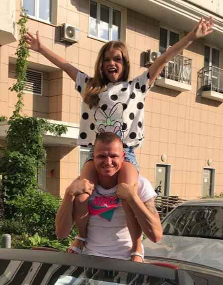 Дмитрий Тарасов почти не общается со старшей дочерью